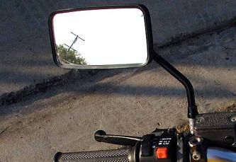 rétroviseur de moto